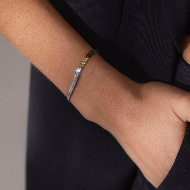 Duality Armband