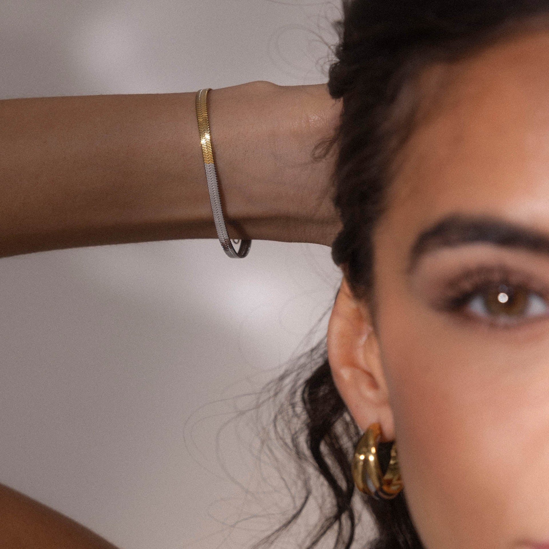 Duality Armband