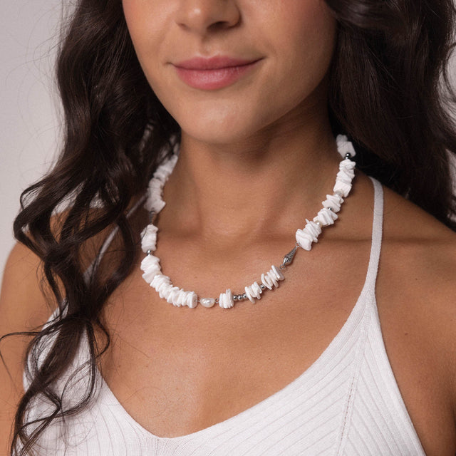 Wela Necklace