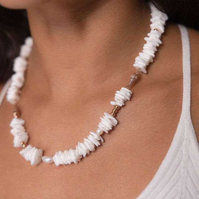 Wela Necklace