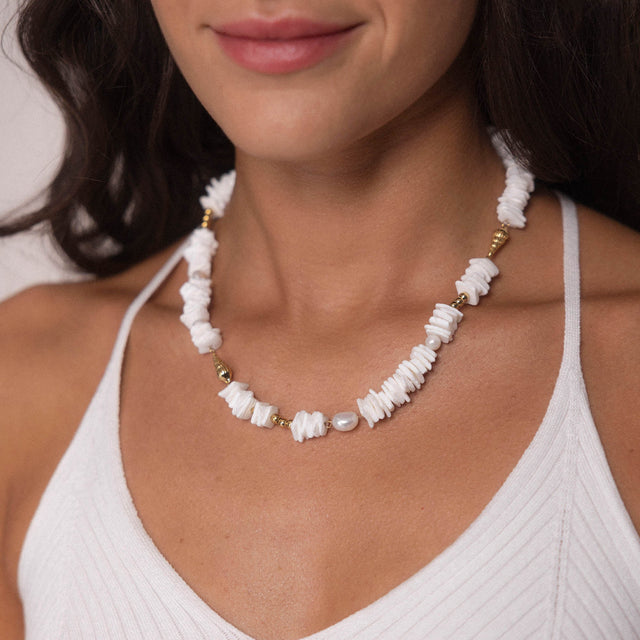Wela Necklace