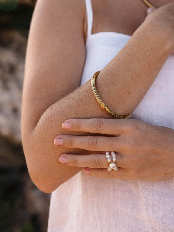 Graceful Pearl Ring