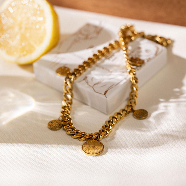 Leeloo Necklace