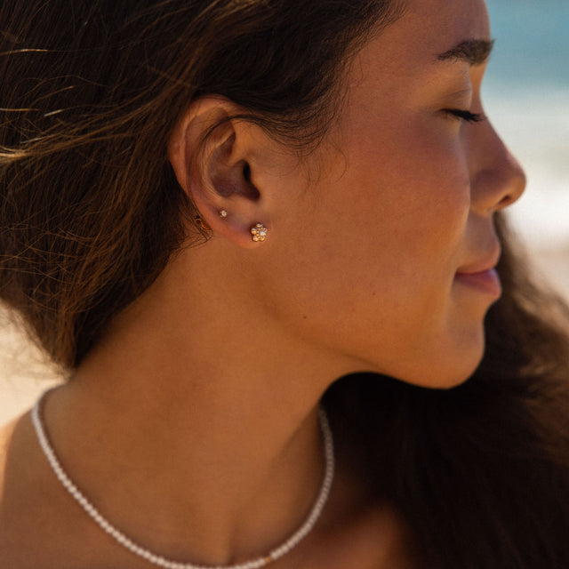 Shiny Bloom Earring