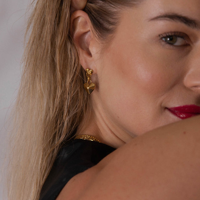 Whispering Hearts Earring