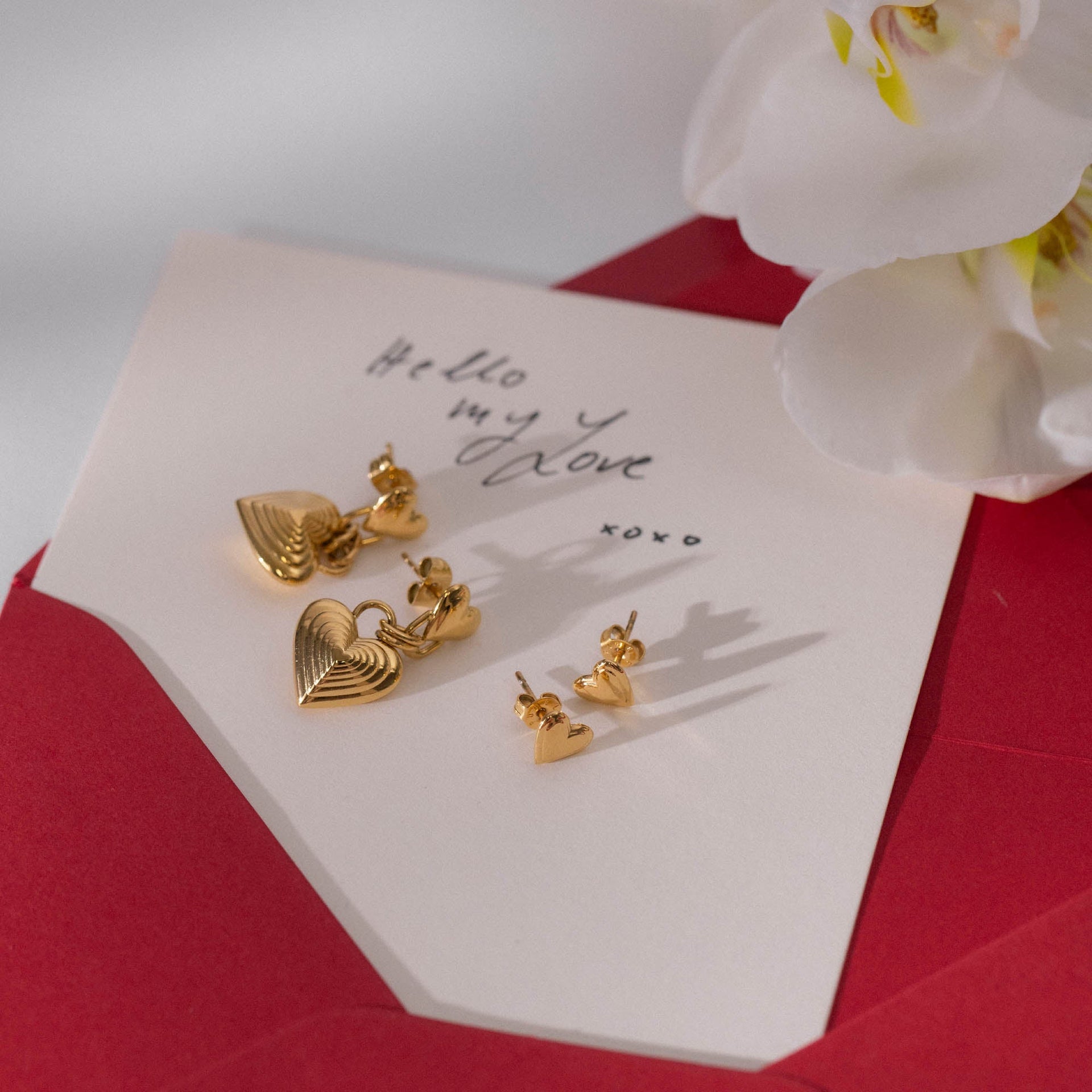 Whispering Hearts Earring