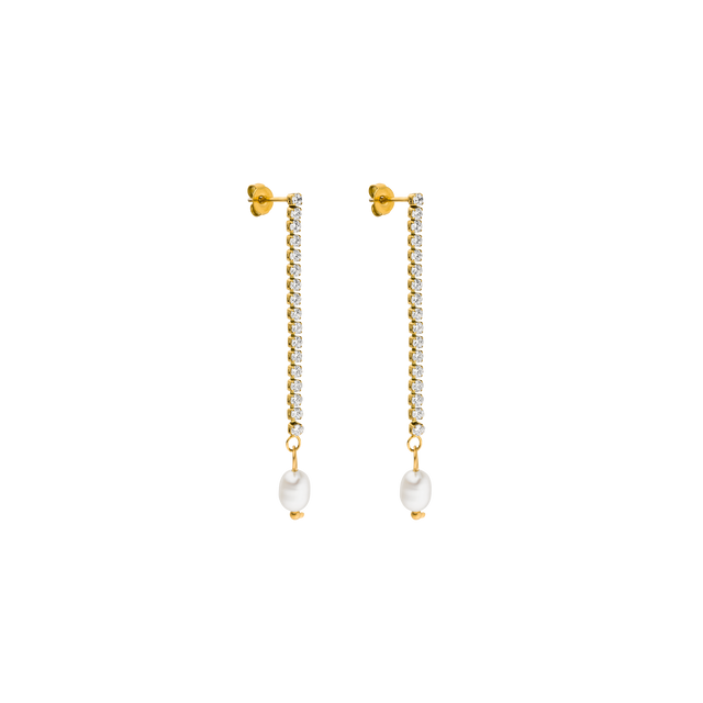 Shimmering Pearl Earring