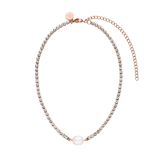 Shimmering Pearl Necklace