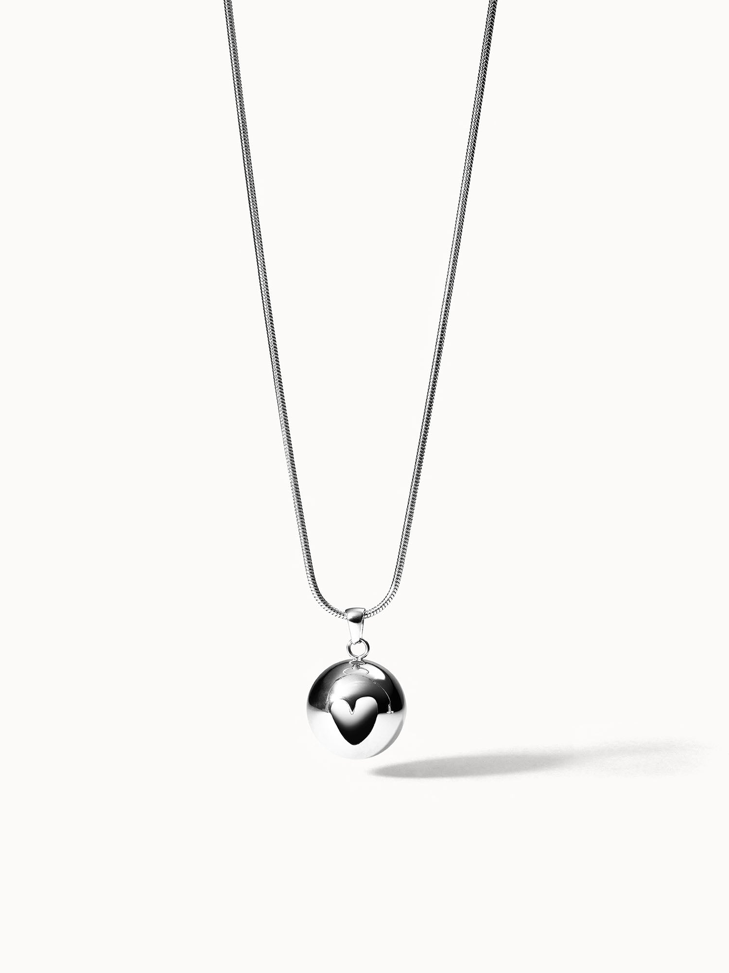 Love's Embrace Ketting