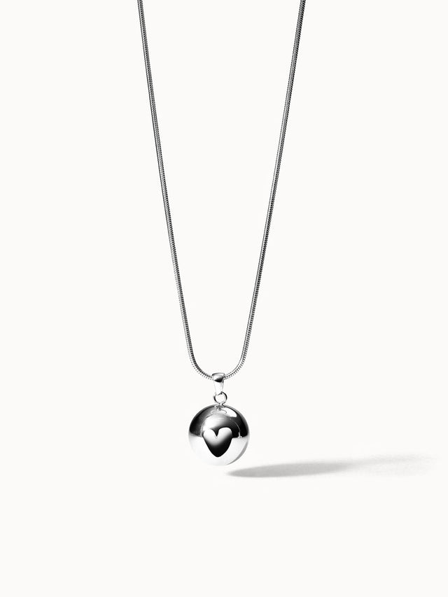 Love's Embrace Ketting