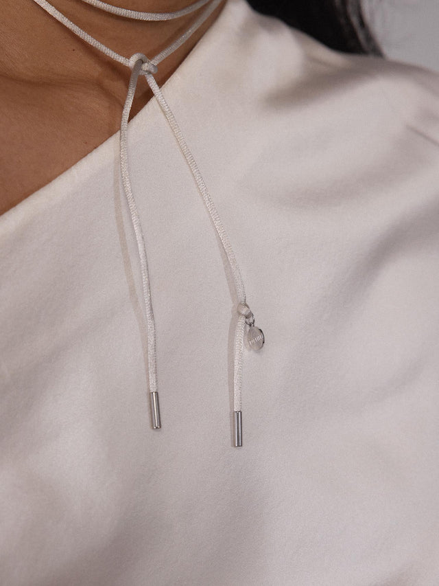 Gray Satin Ketting