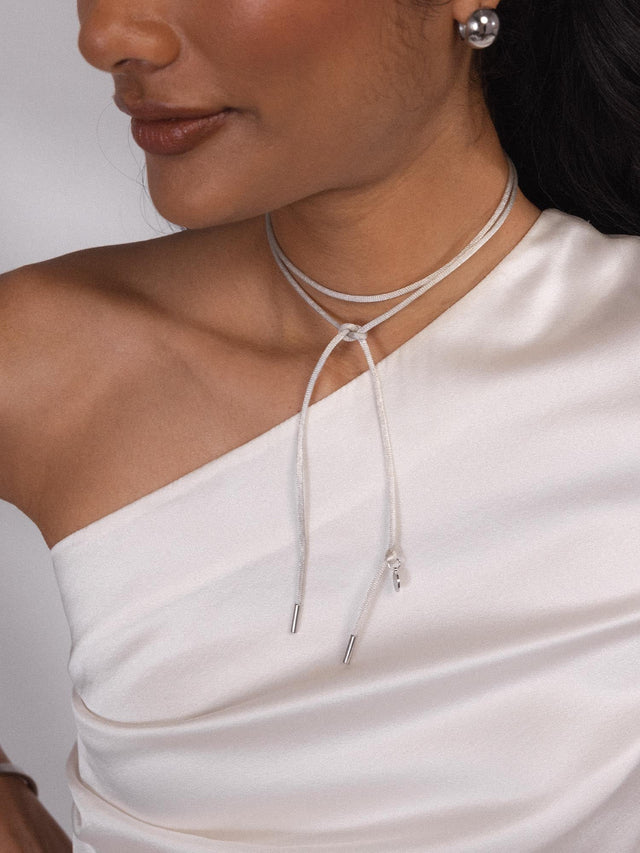 Gray Satin Ketting