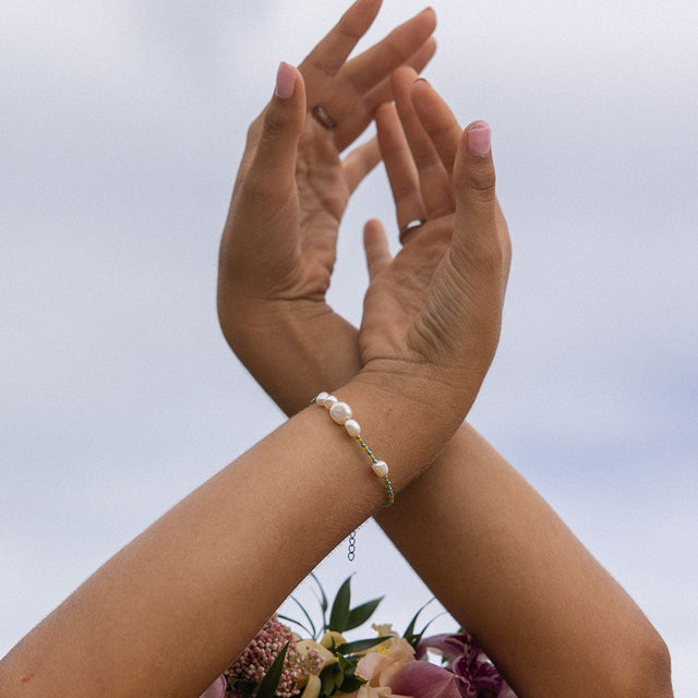 Blissful Armband