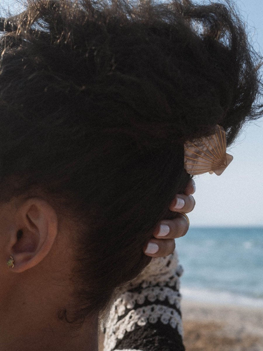 Beige Shell Hair Clip - INT PURELEI