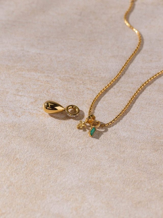 Birth Flower Charm Lily - INT PURELEI