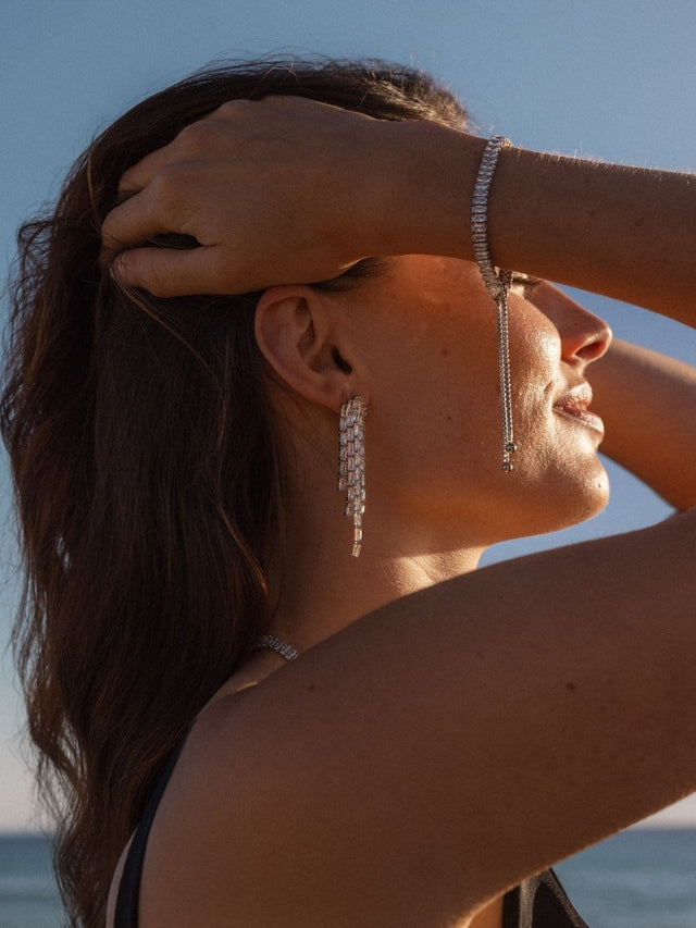Crystal Glow Earring - INT PURELEI