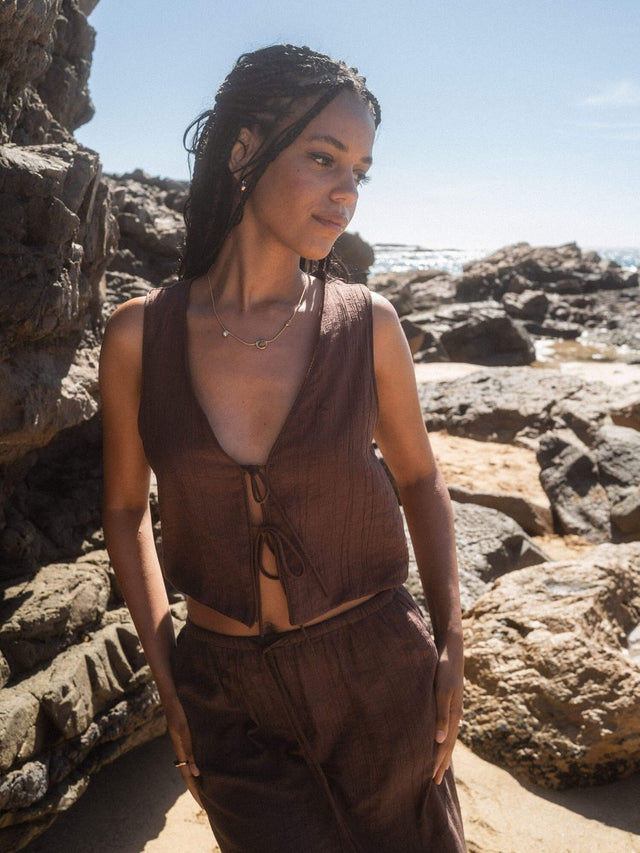 Golden Gaze Necklace - INT PURELEI