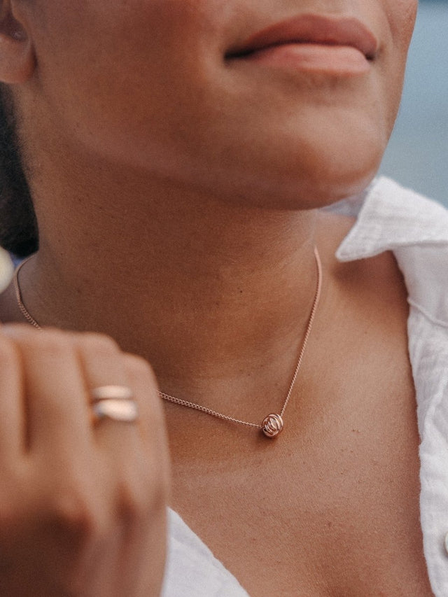 Knot Necklace - INT PURELEI