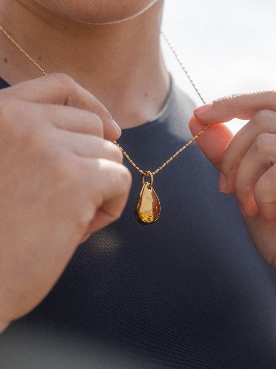 Raw Beauty Charm - INT PURELEI