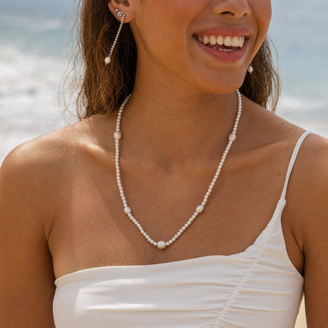 Shimmering Pearl Earring - INT PURELEI