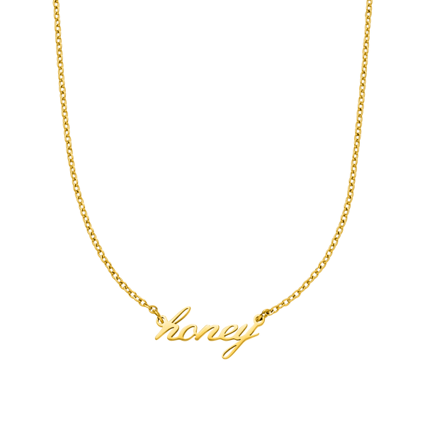 PURELEI Honey Kette aus 18K vergoldetem Edelstahl mit filigranem Schriftzug, elegant und zeitlos.