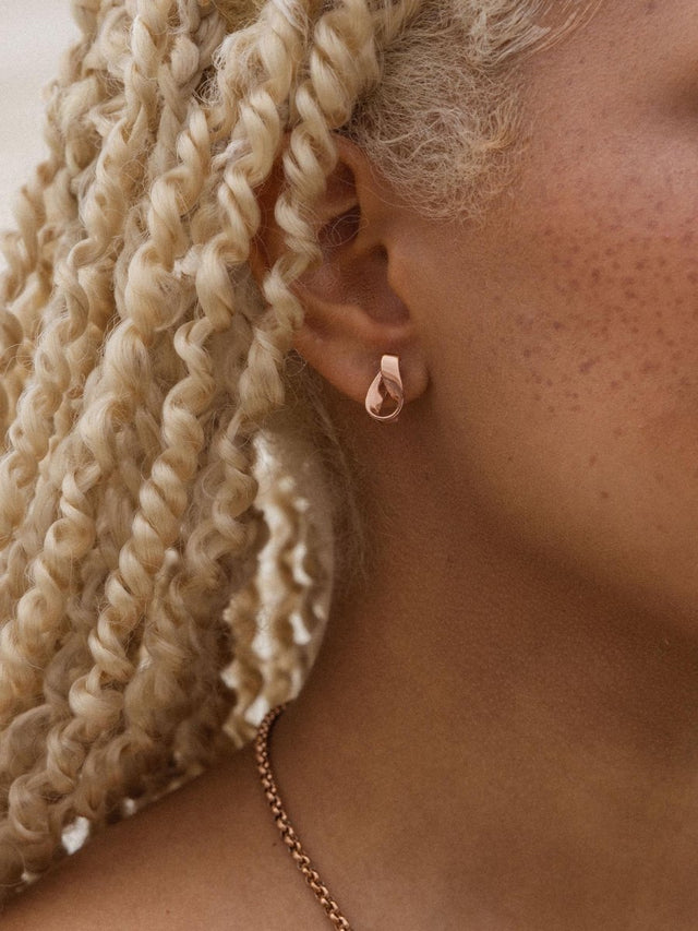 Twist Earring - INT PURELEI