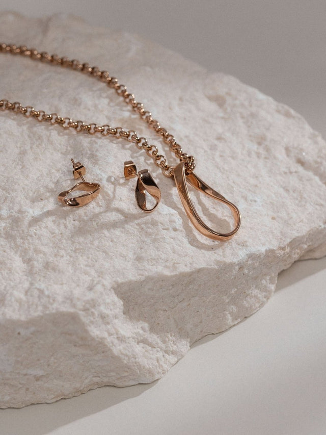 Twist Earring - INT PURELEI