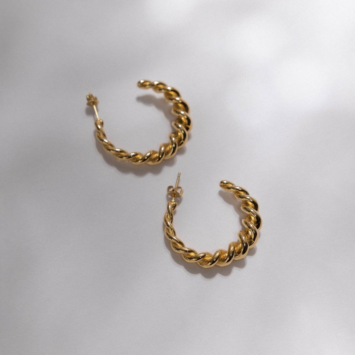Twisted Earring - INT PURELEI